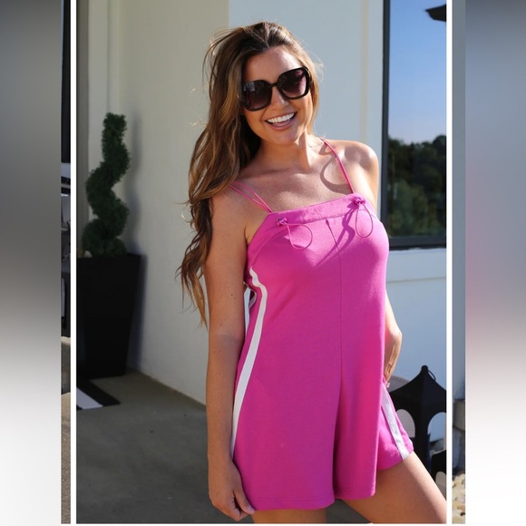 TCEC Romper Size Large Fuchsia Pull On Adjustable Toggle Spaghetti Straps - Picture 1 of 13